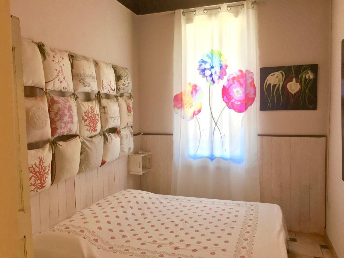 Apartment House Of Artist Isolabona