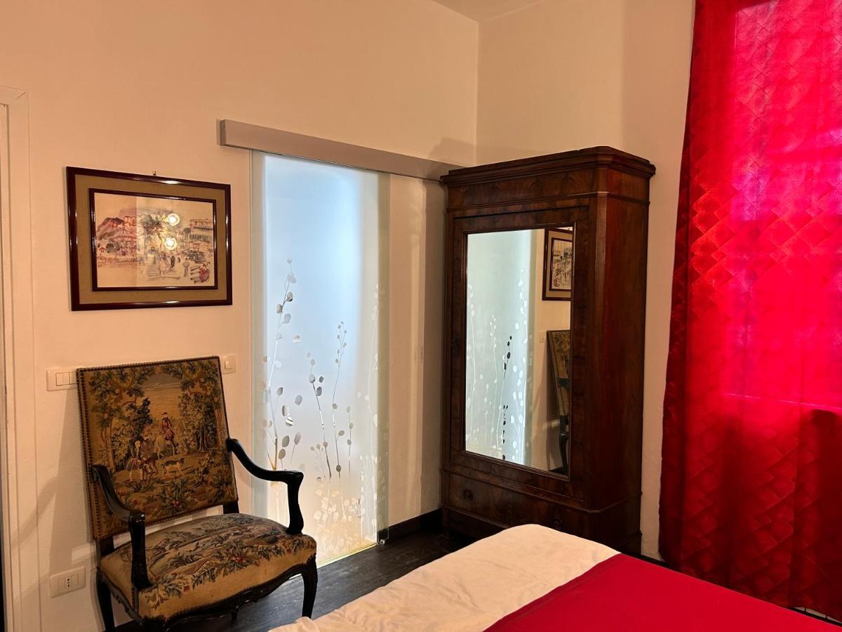 Apartment House Of Artist Isolabona