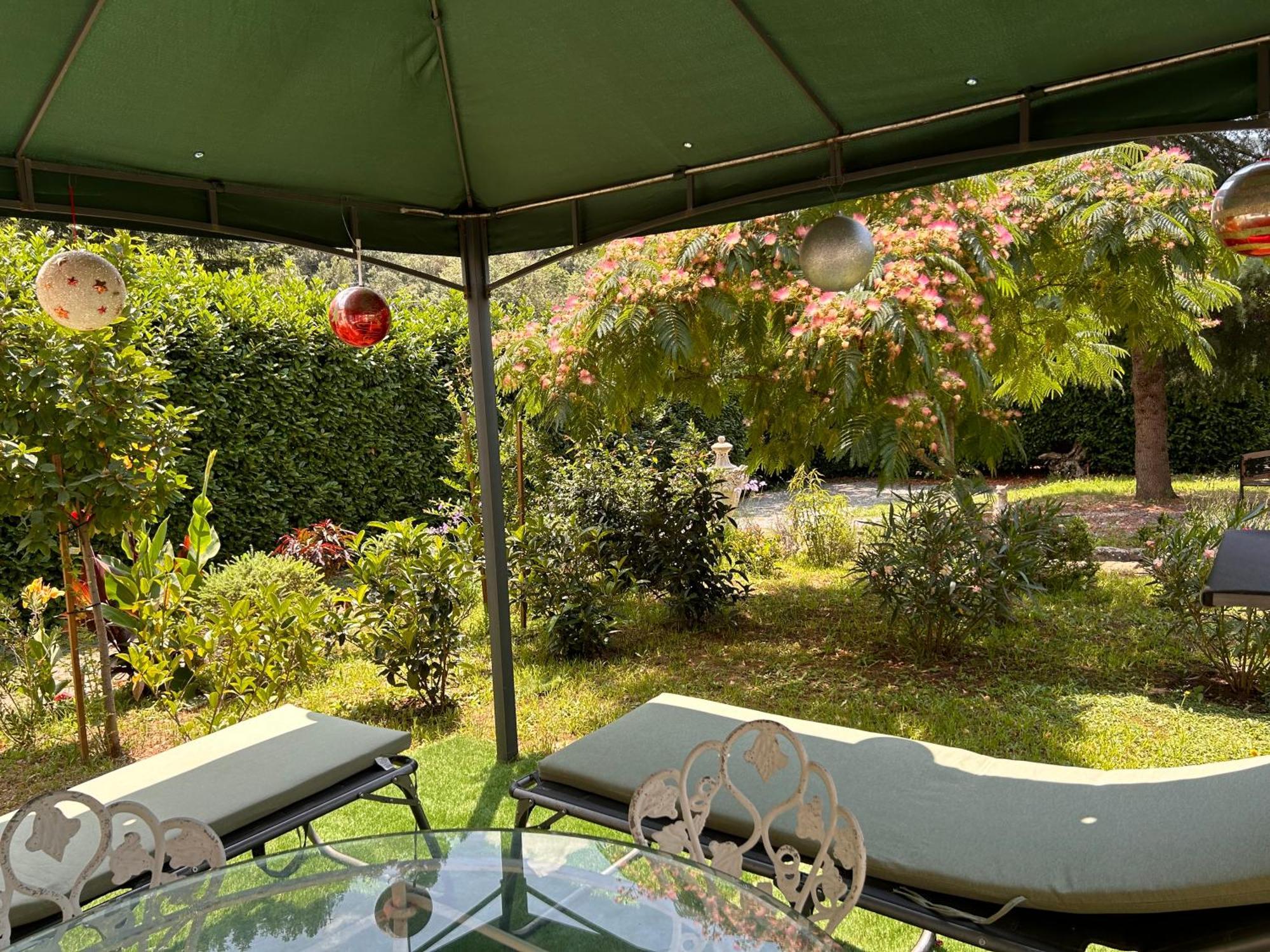 Apartment House Of Artist Isolabona
