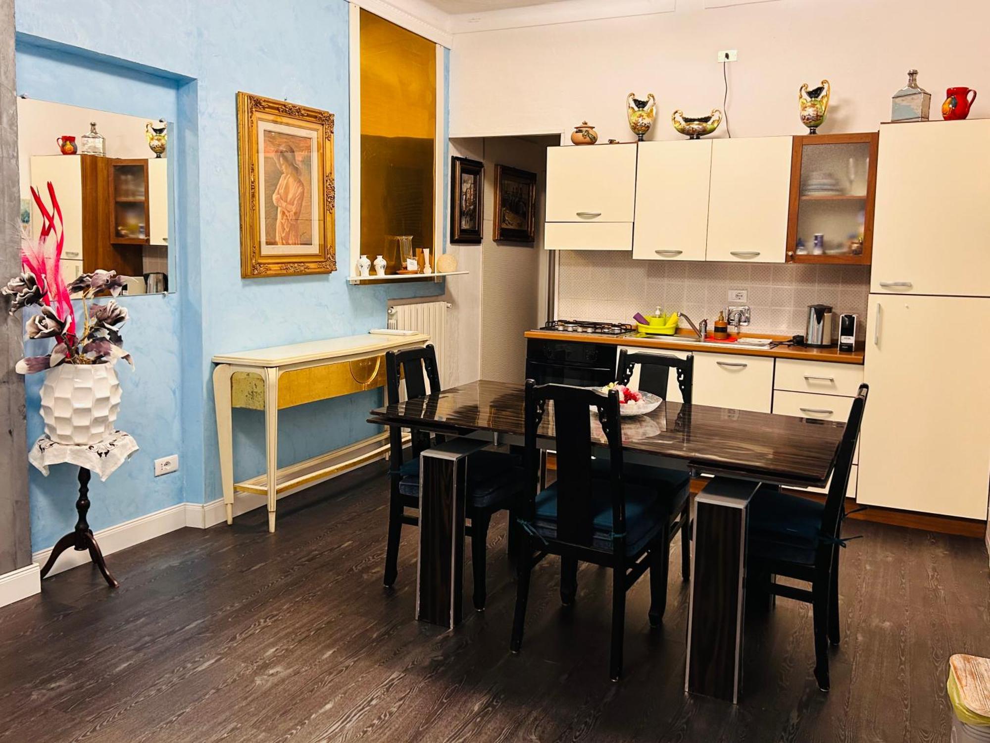 House Of Artist Isolabona